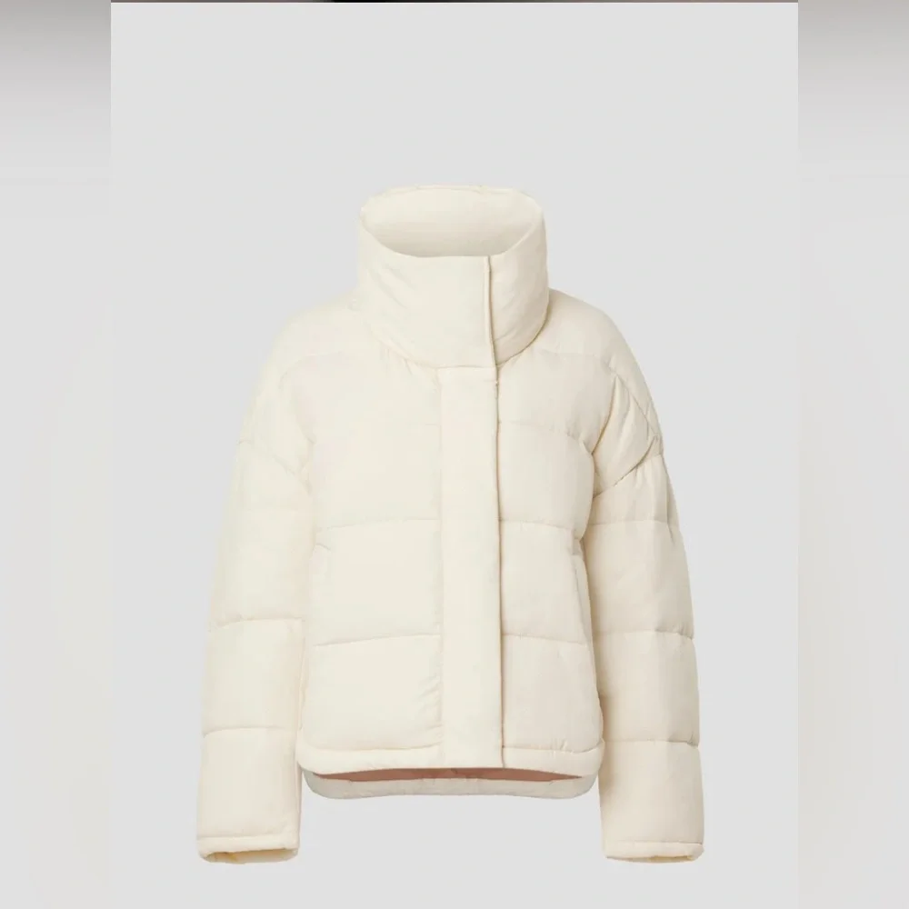 NWT OOFWEAR the Shapes Lab Cream Puffer 9000 Jacket Size XS. Color is Panna. - Picture 5 of 7